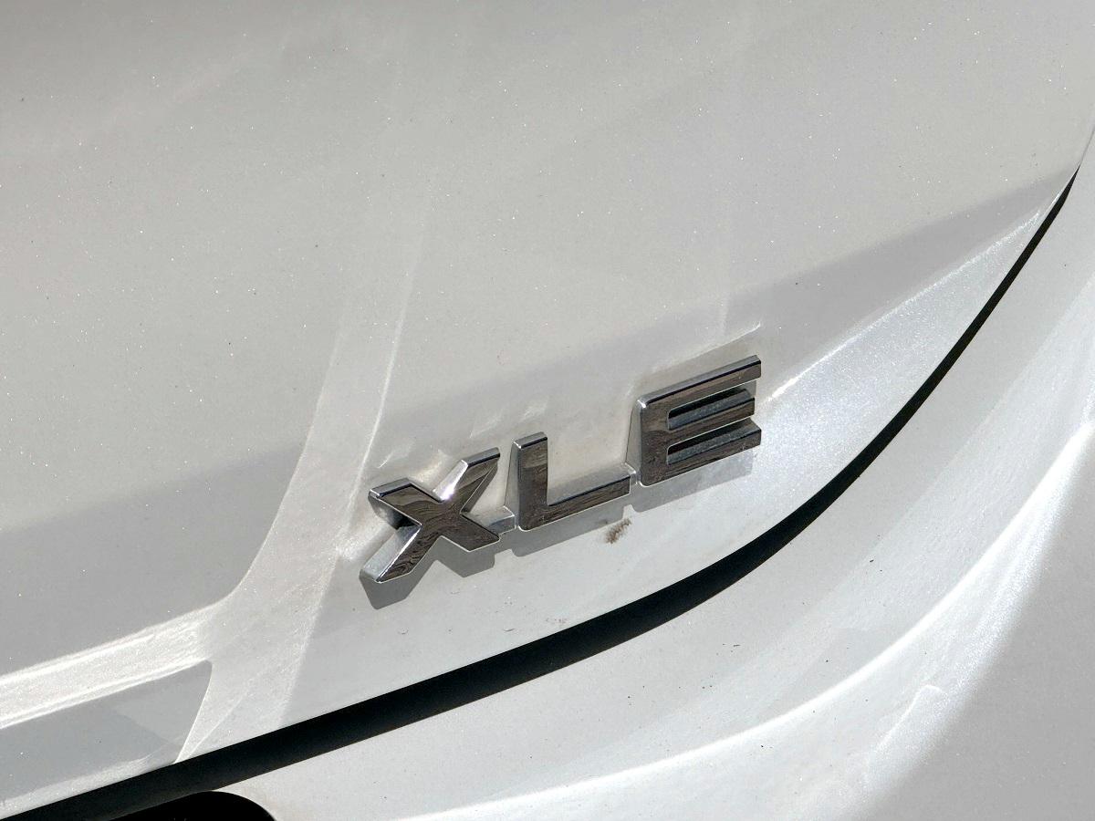 Toyota Highlander XLE FWD (Natl) 2021