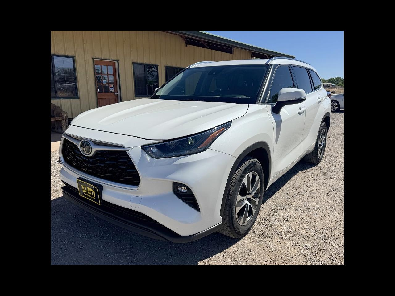 2021 Toyota Highlander XLE FWD (Natl)