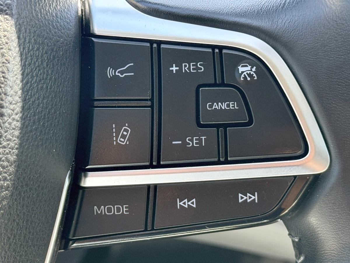 Toyota Highlander XLE FWD (Natl) 2021