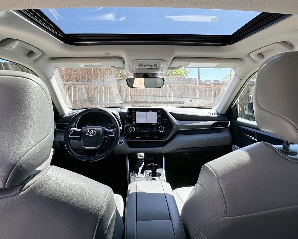 Toyota Highlander XLE FWD (Natl) 2021