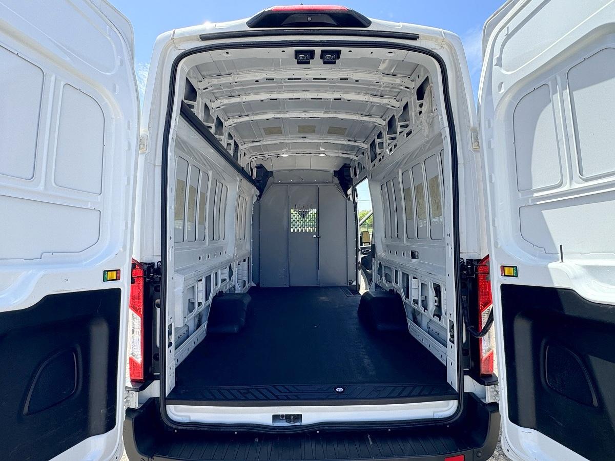 Ford Transit Cargo Van T-350 HD 148" EL Hi Rf 10360 GVWR DRW RWD 2022