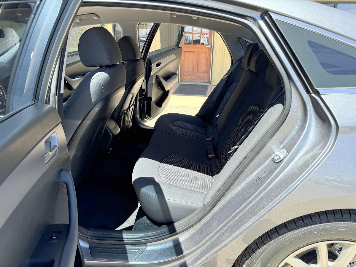 Hyundai Sonata SE 2.4L 2019