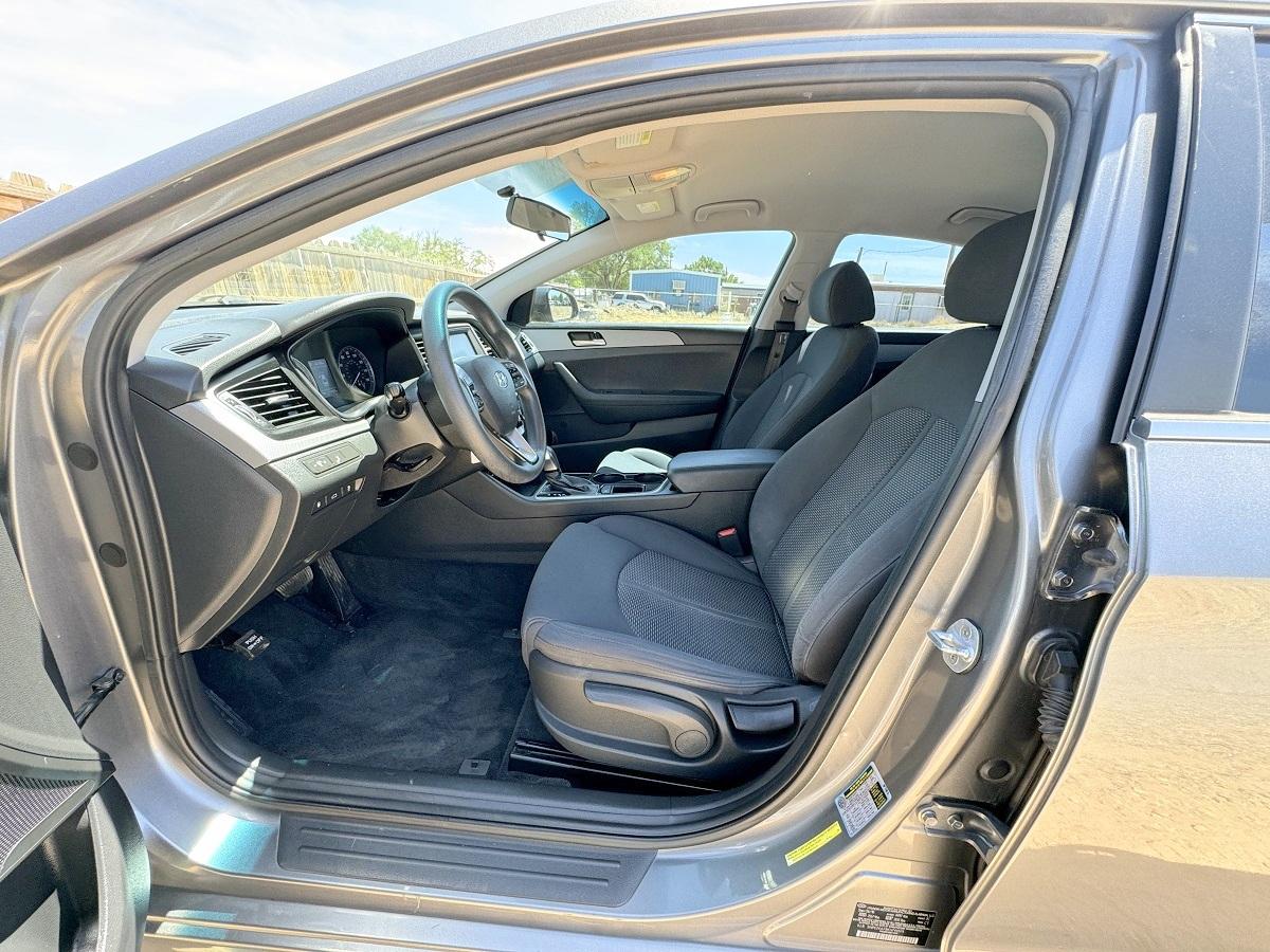 Hyundai Sonata SE 2.4L 2019