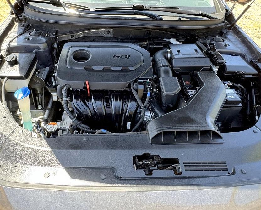 Hyundai Sonata SE 2.4L 2019