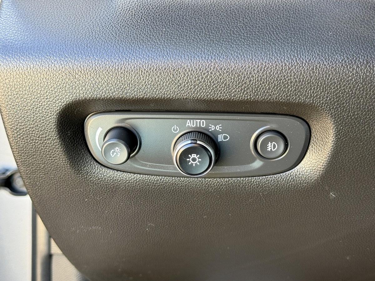 Chevrolet Traverse FWD 4dr LT Cloth w/1LT 2021