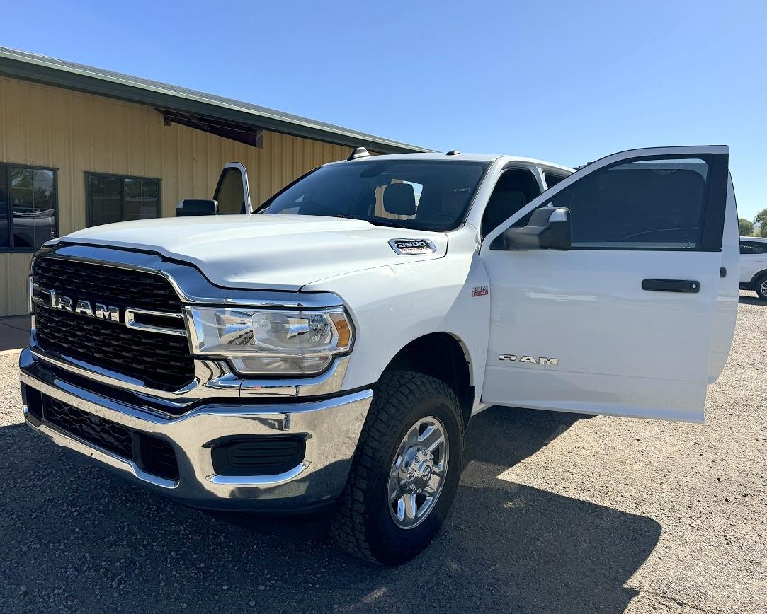 RAM 2500 Big Horn 4x4 Crew Cab 6'4" Box 2022
