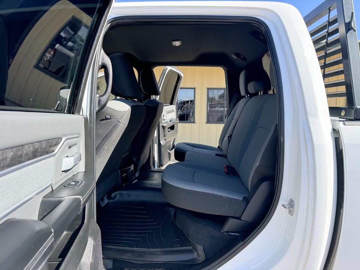 RAM 2500 Big Horn 4x4 Crew Cab 6'4" Box 2022