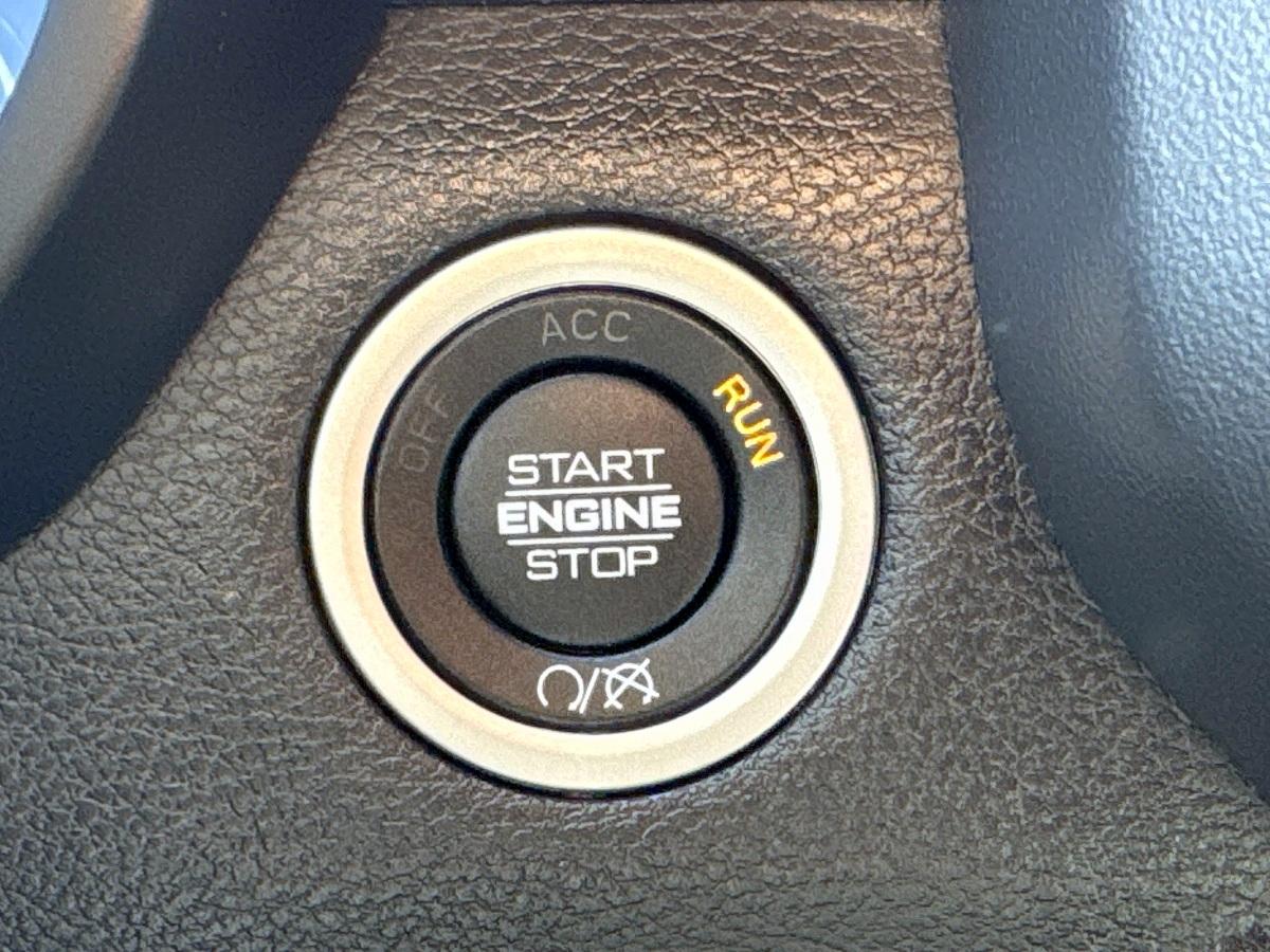 RAM 2500 Big Horn 4x4 Crew Cab 6'4" Box 2022