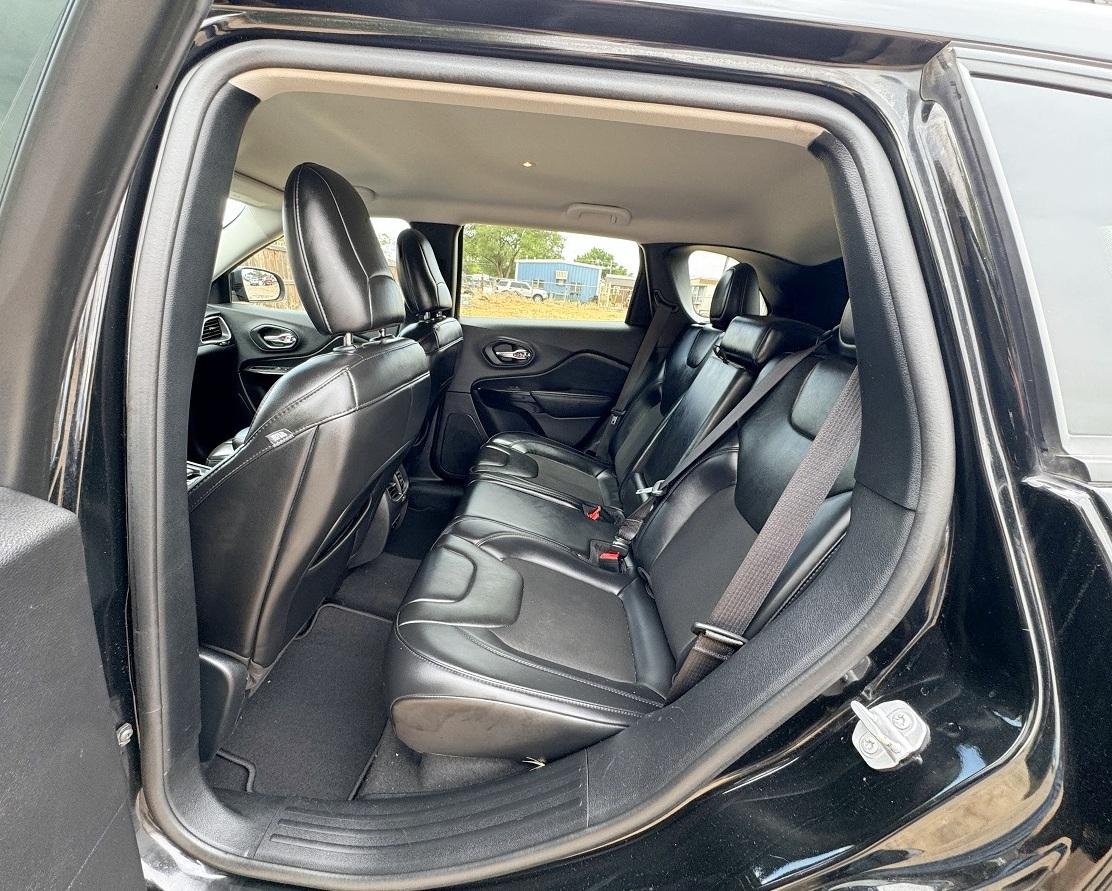 Jeep Cherokee Latitude Plus FWD 2020