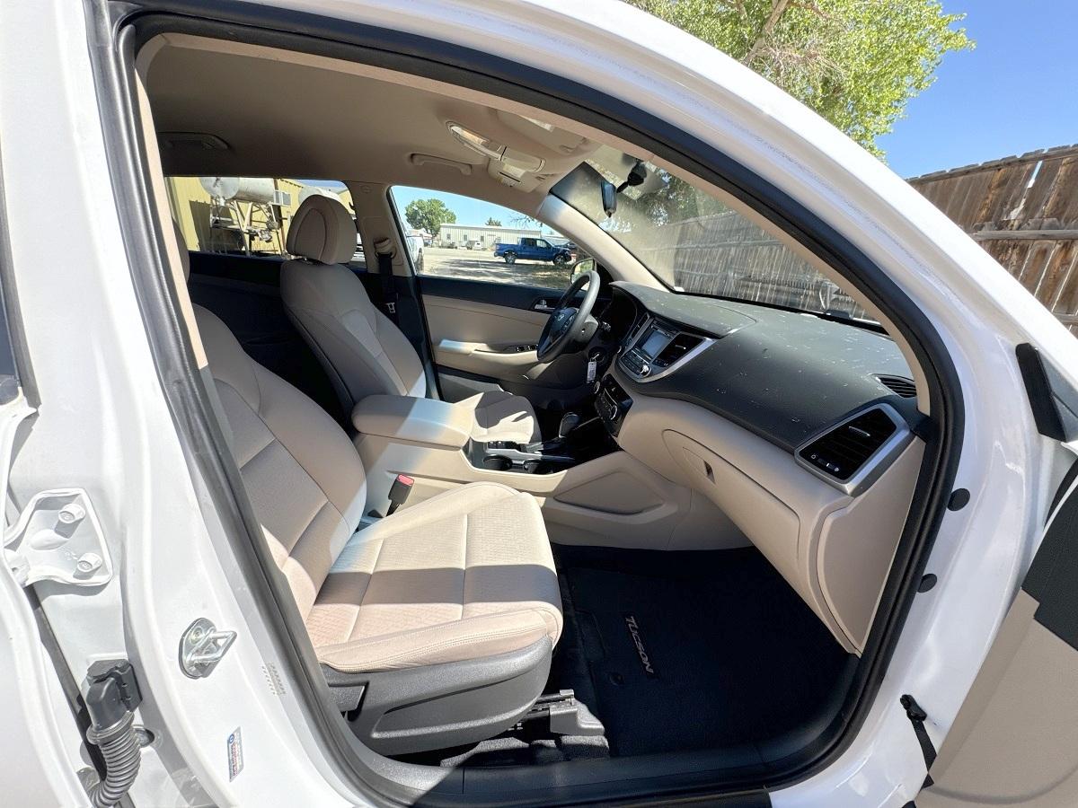 Hyundai Tucson FWD 4dr Eco w/Beige Int 2016