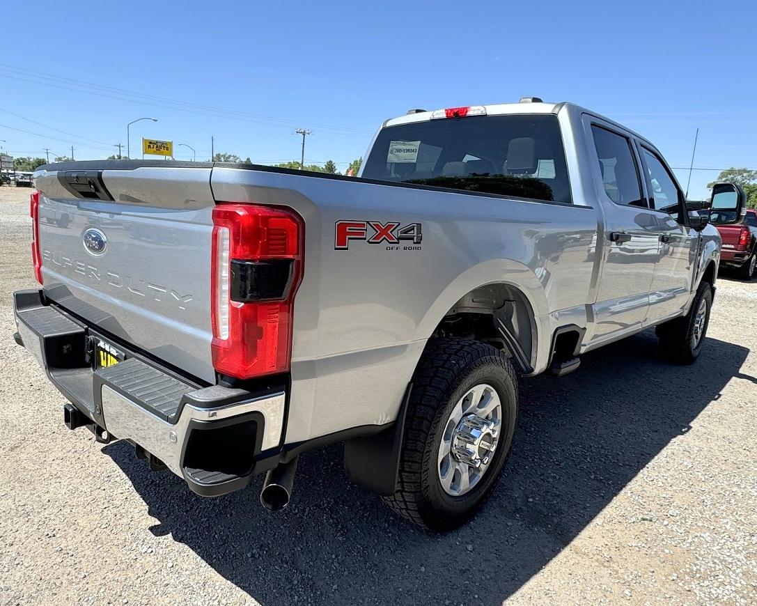 Ford Super Duty F-250 SRW  2023
