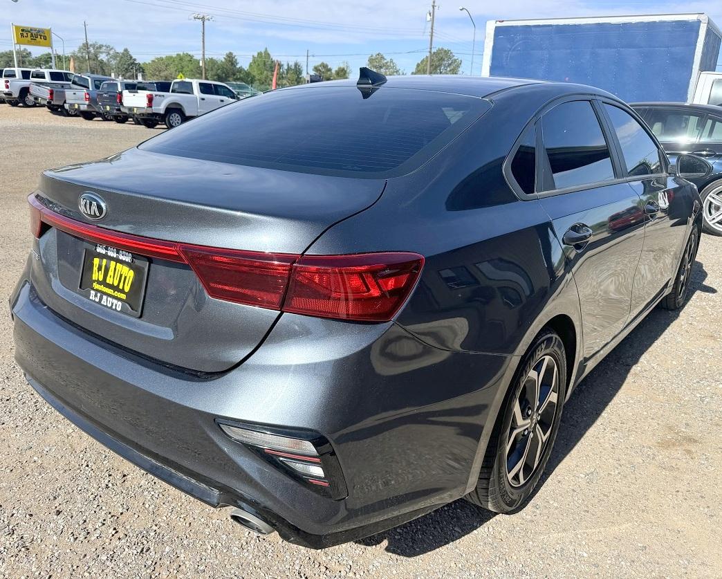 Kia Forte LXS IVT 2021
