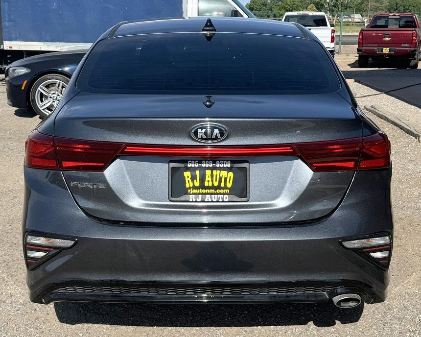 Kia Forte LXS IVT 2021