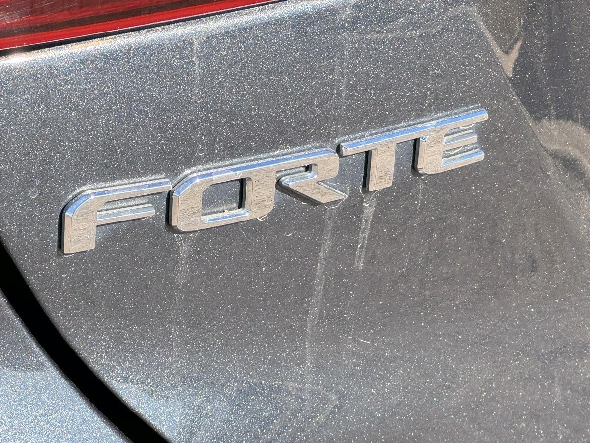 Kia Forte LXS IVT 2021