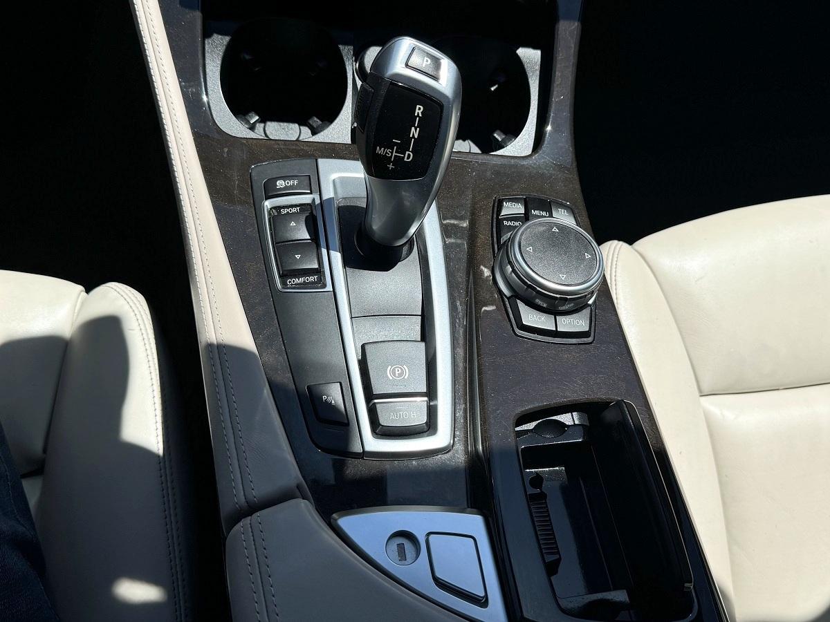 BMW 5 Series 4dr Sdn 535i RWD 2015