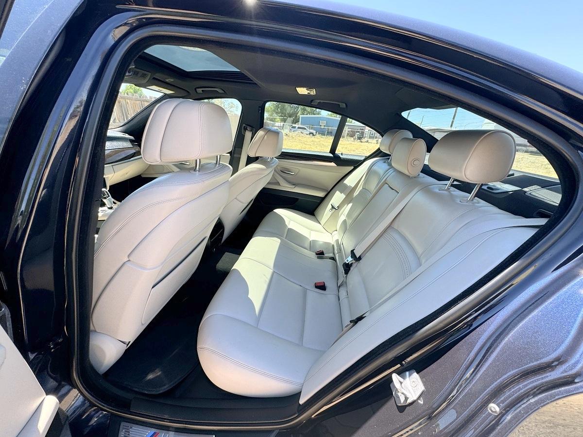 BMW 5 Series 4dr Sdn 535i RWD 2015