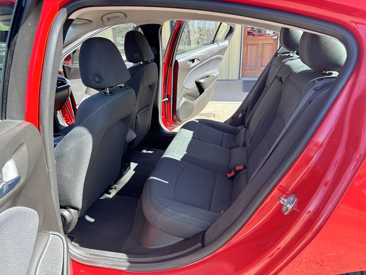Chevrolet Cruze 4dr Sdn 1.4L LT w/1SD 2017