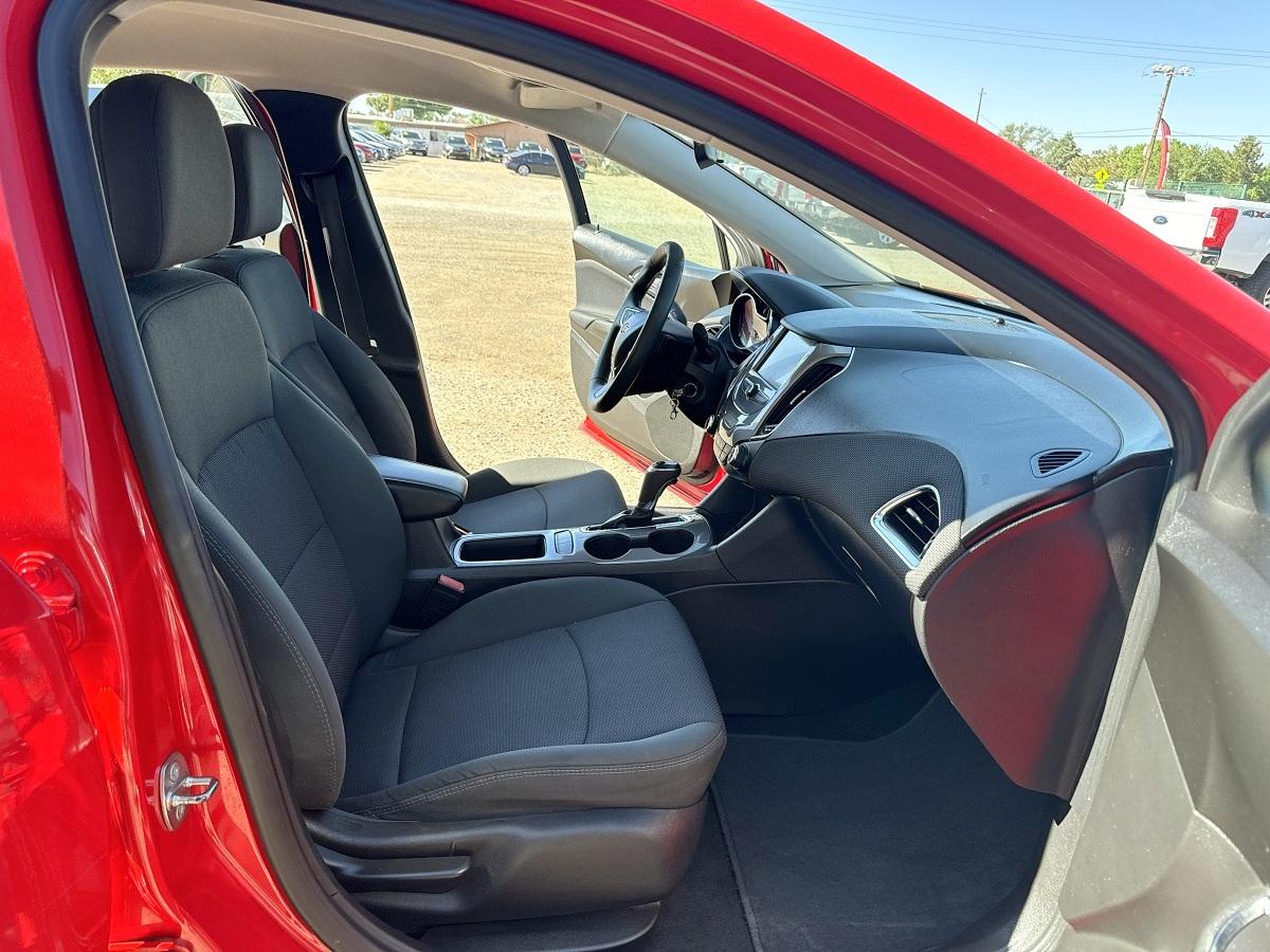 Chevrolet Cruze 4dr Sdn 1.4L LT w/1SD 2017