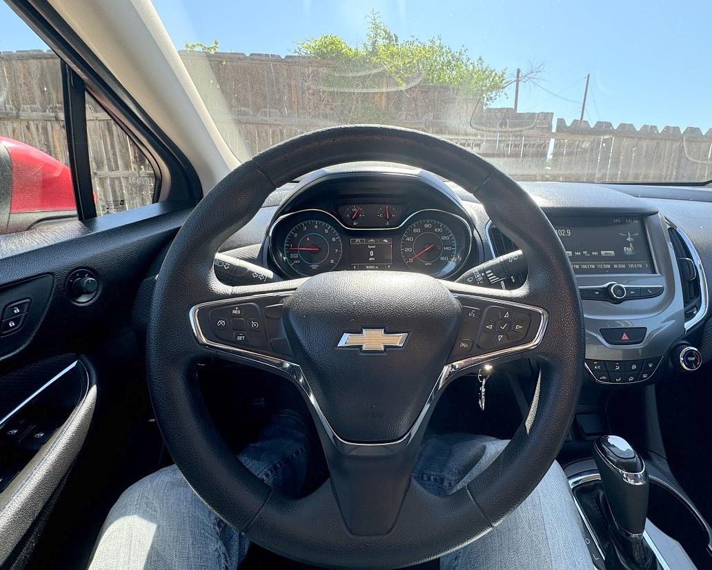 Chevrolet Cruze 4dr Sdn 1.4L LT w/1SD 2017