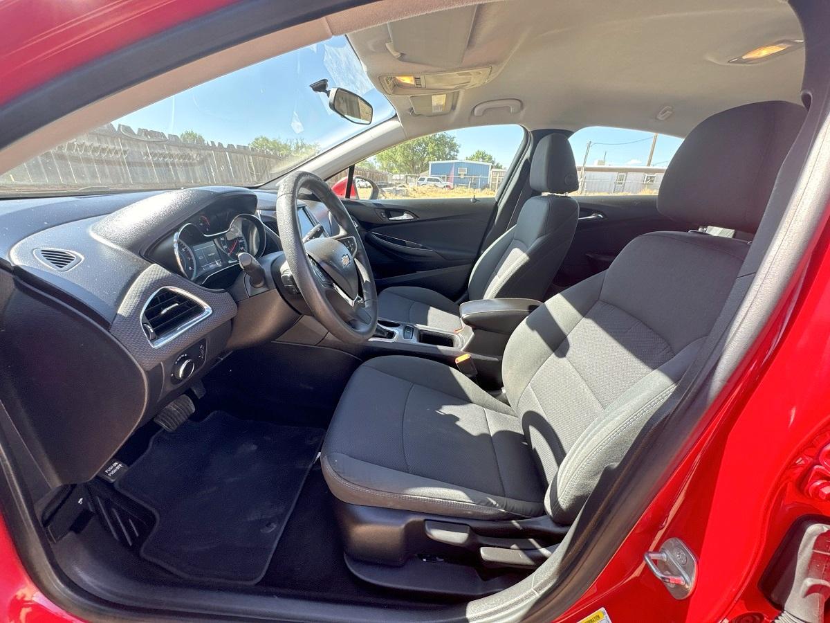 Chevrolet Cruze 4dr Sdn 1.4L LT w/1SD 2017