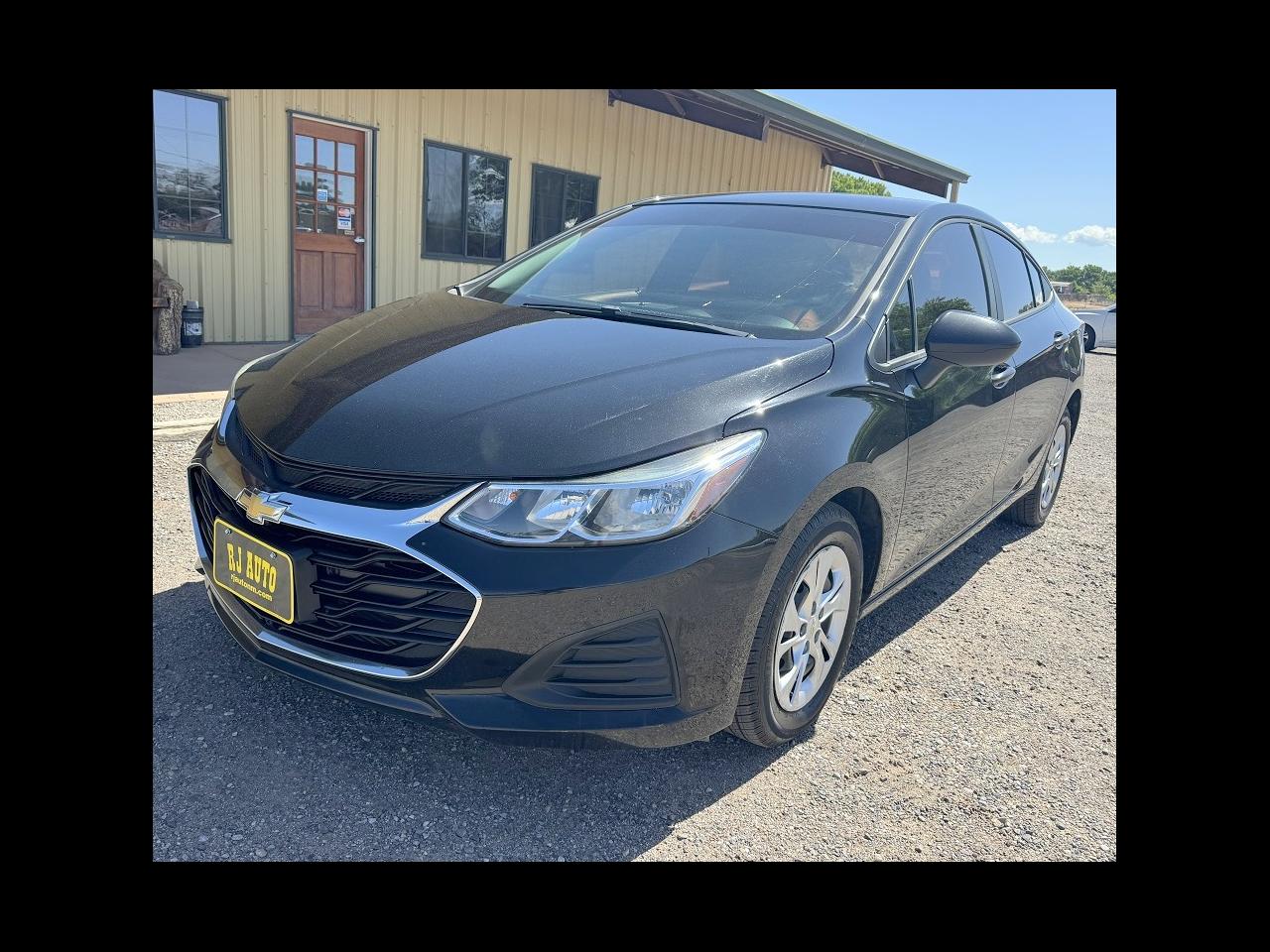 2019 Chevrolet Cruze 4dr Sdn LS
