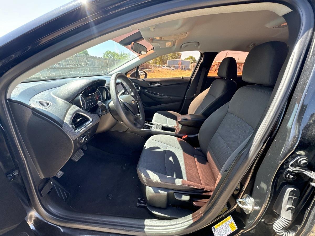 Chevrolet Cruze 4dr Sdn LS 2019