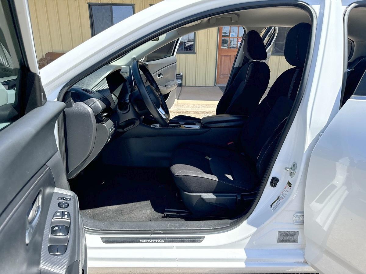 Nissan Sentra SV CVT 2021