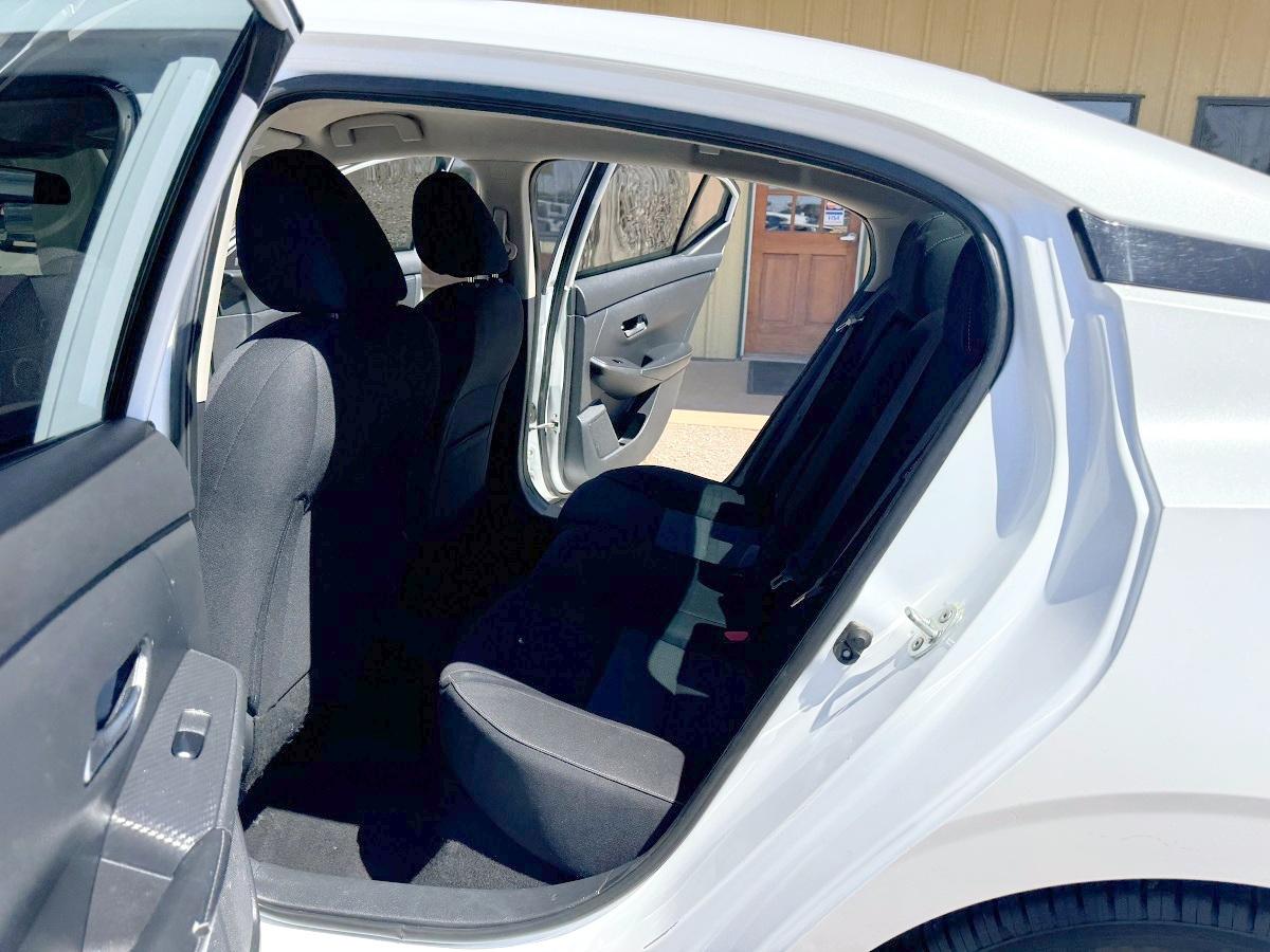 Nissan Sentra SV CVT 2021
