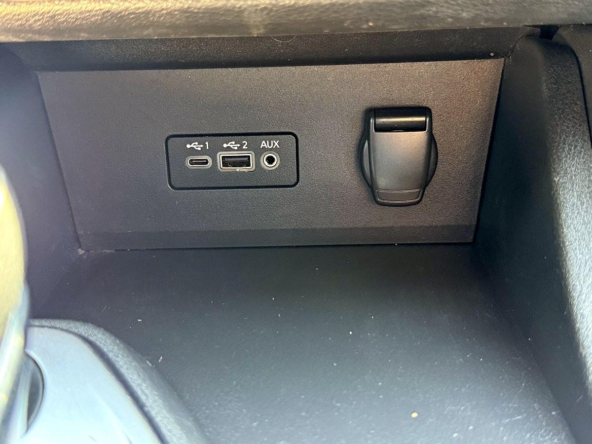 Nissan Sentra SV CVT 2021