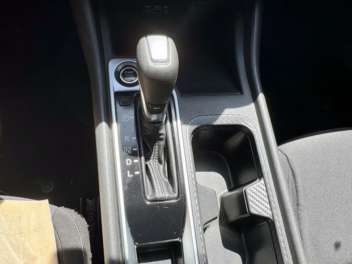 Nissan Sentra SV CVT 2021