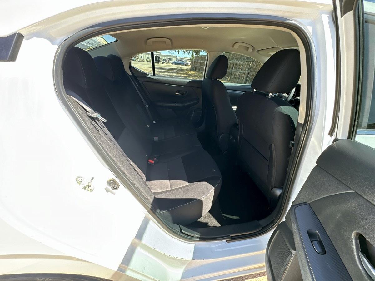 Nissan Sentra SV CVT 2021