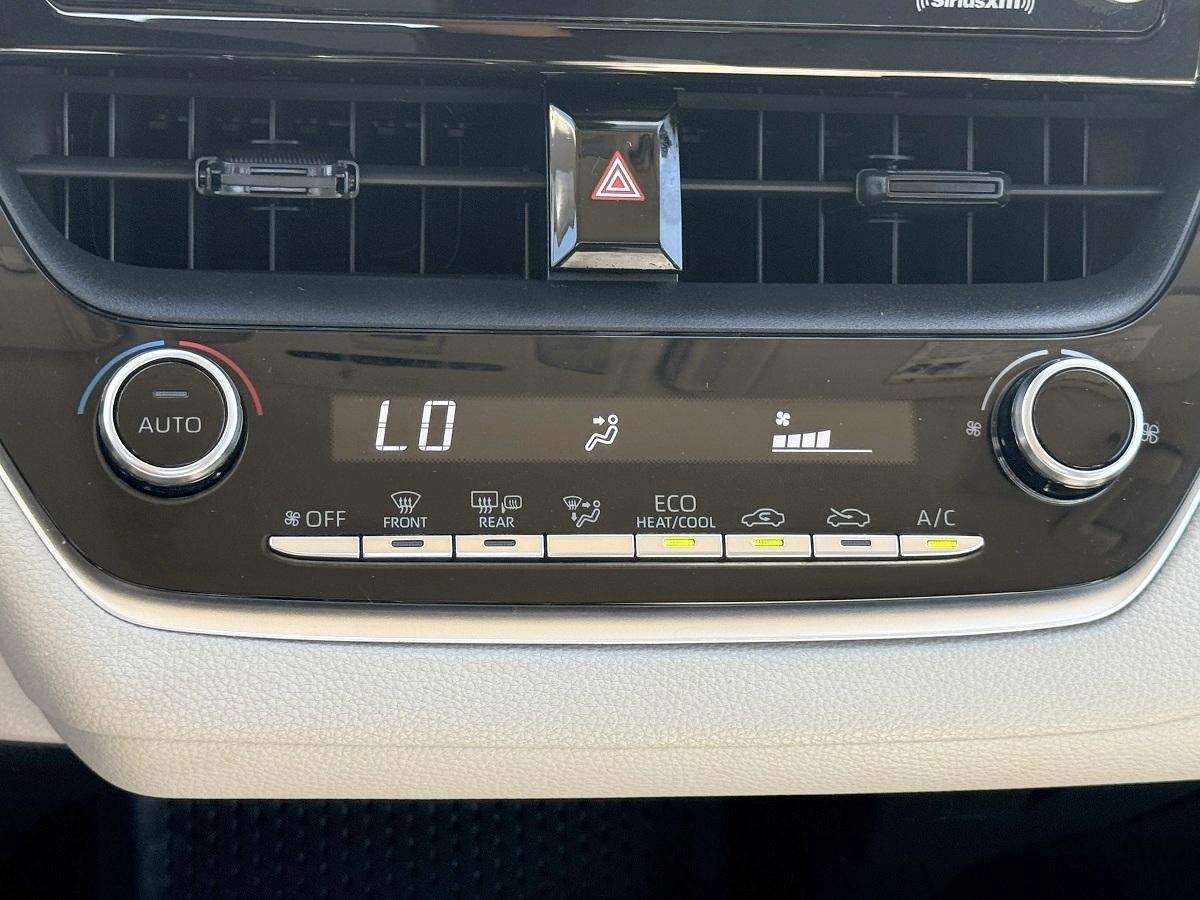 Toyota Corolla LE CVT (Natl) 2021