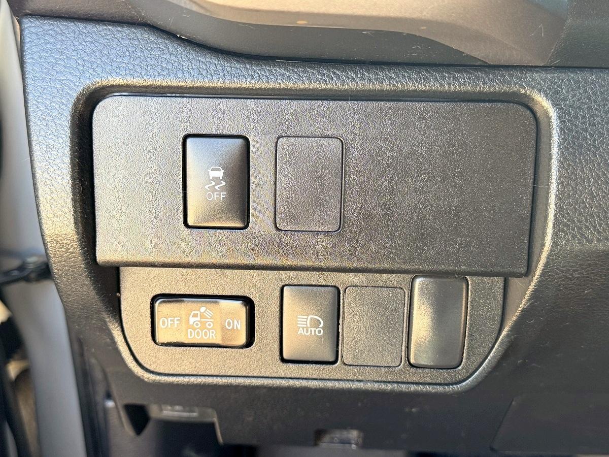 Toyota Tacoma 4WD  2020