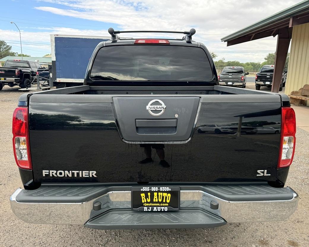 Nissan Frontier 2WD Crew Cab SWB Auto SL 2012