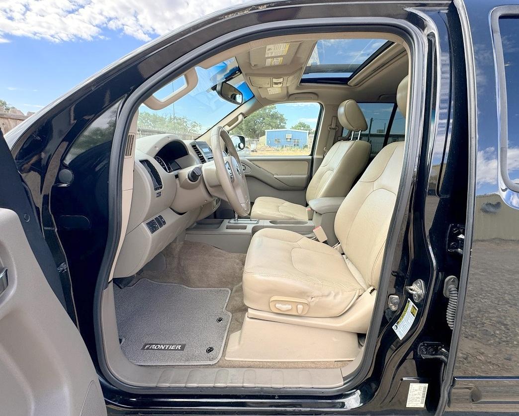 Nissan Frontier 2WD Crew Cab SWB Auto SL 2012