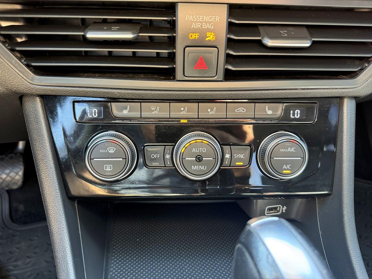Volkswagen Jetta SEL Auto w/SULEV 2019