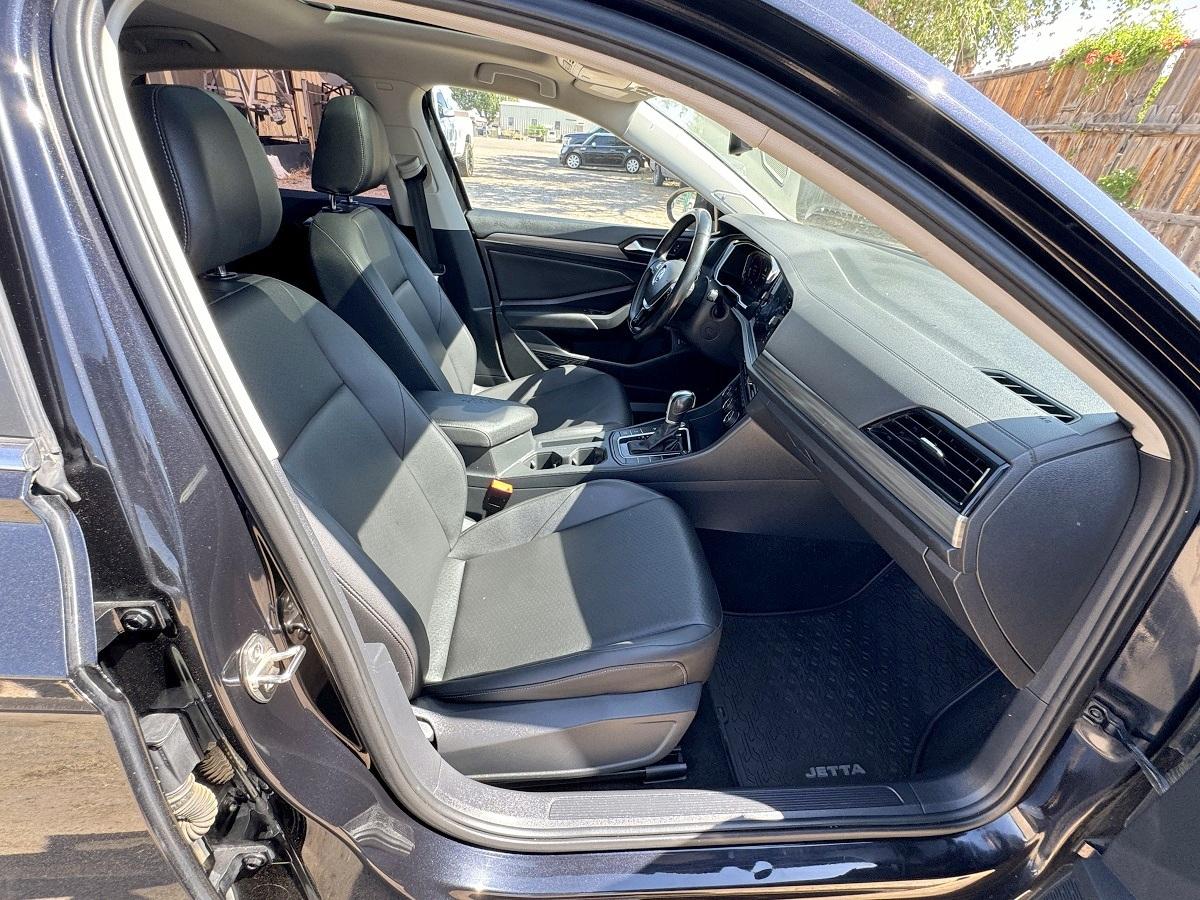 Volkswagen Jetta SEL Auto w/SULEV 2019