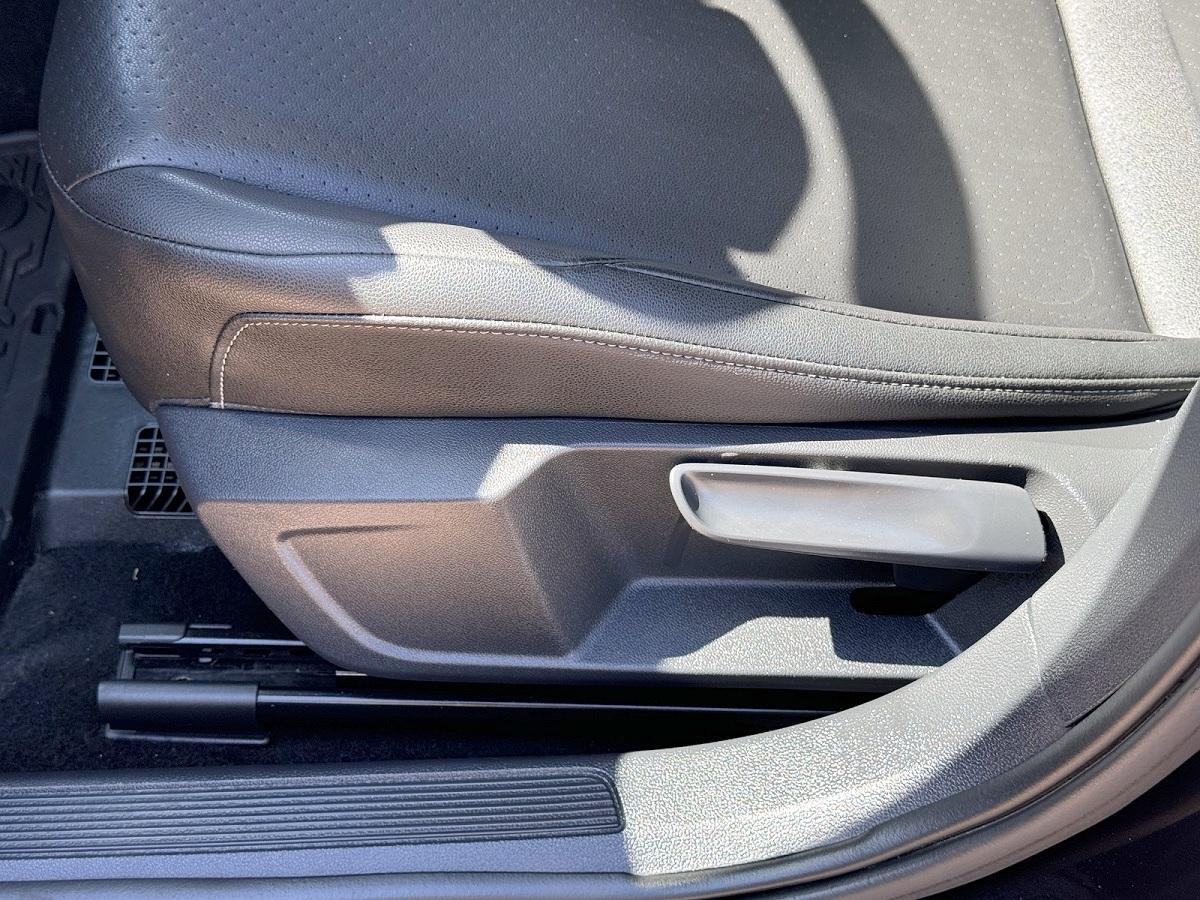 Volkswagen Jetta SEL Auto w/SULEV 2019
