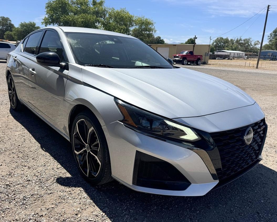 Nissan Altima 2.5 SR Sedan 2023