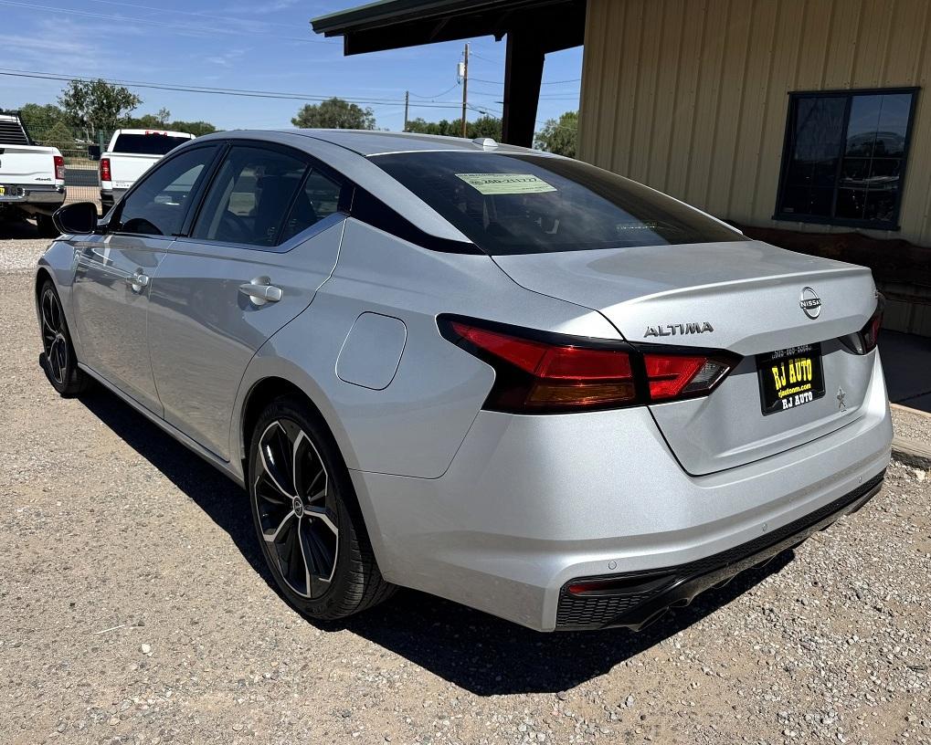 Nissan Altima 2.5 SR Sedan 2023