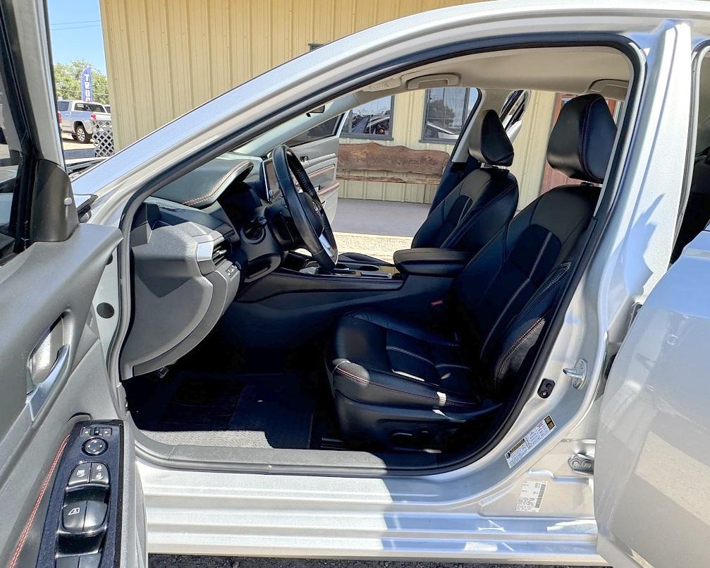 Nissan Altima 2.5 SR Sedan 2023