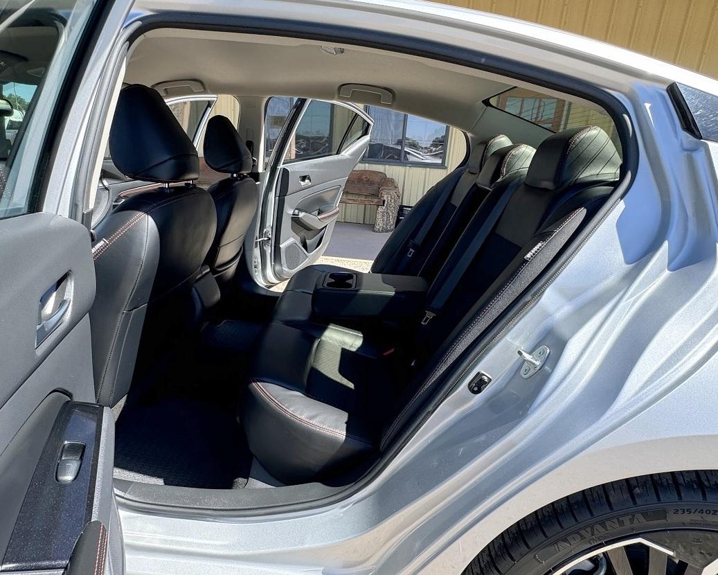 Nissan Altima 2.5 SR Sedan 2023