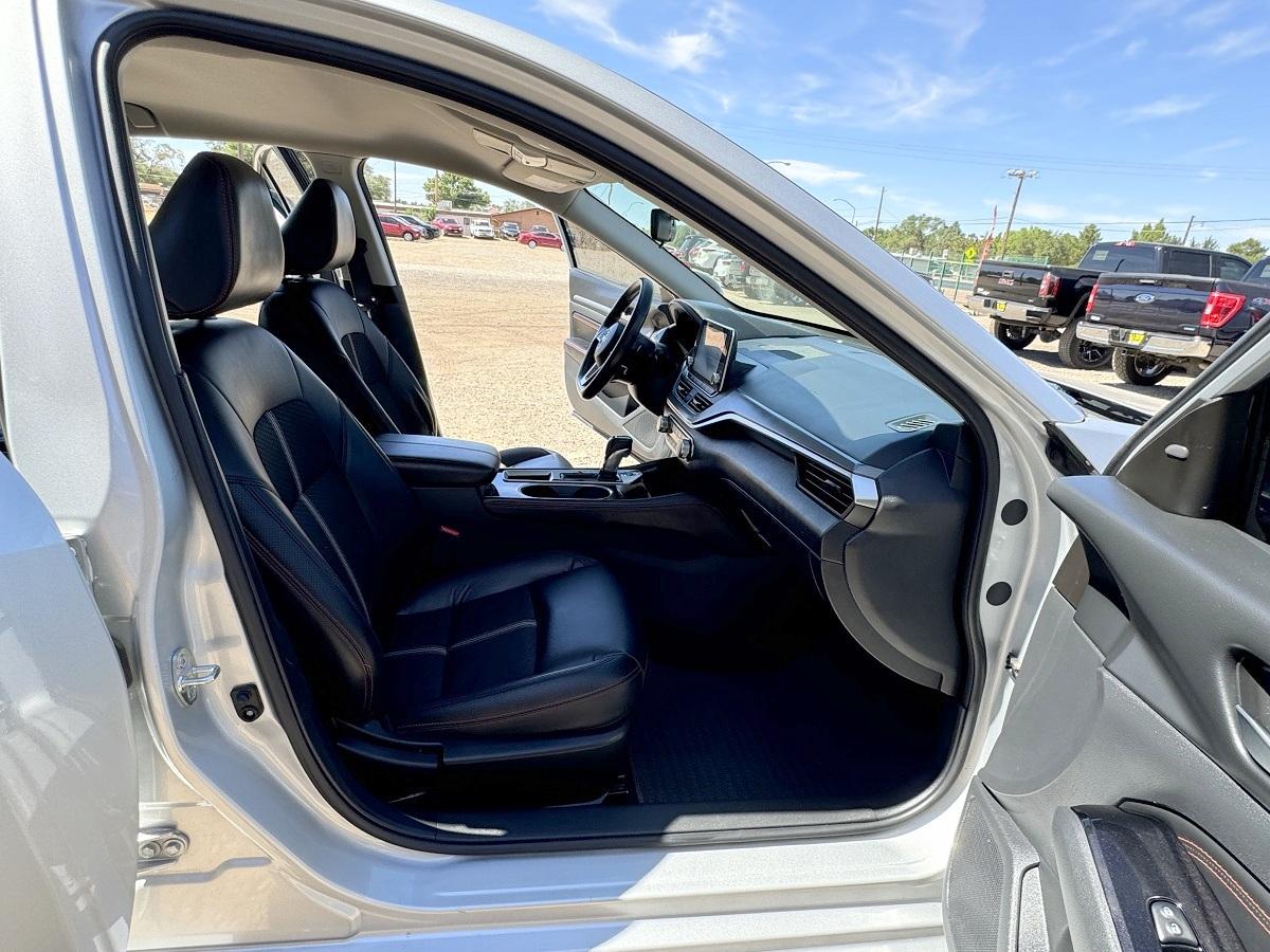 Nissan Altima 2.5 SR Sedan 2023