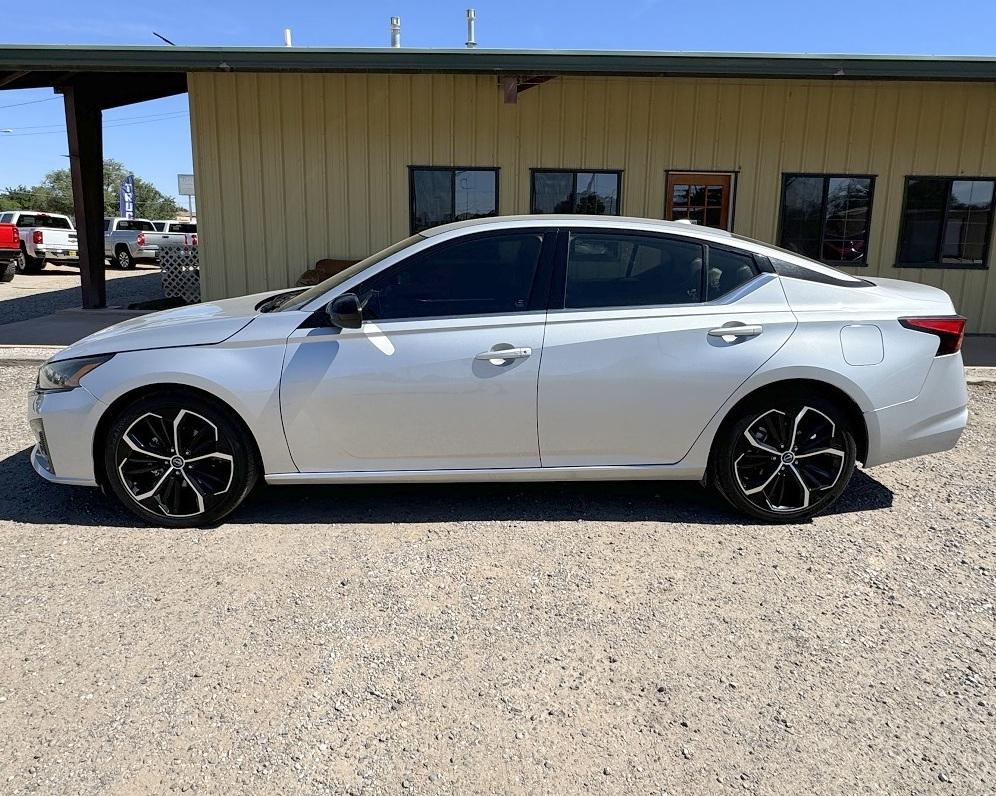 Nissan Altima 2.5 SR Sedan 2023