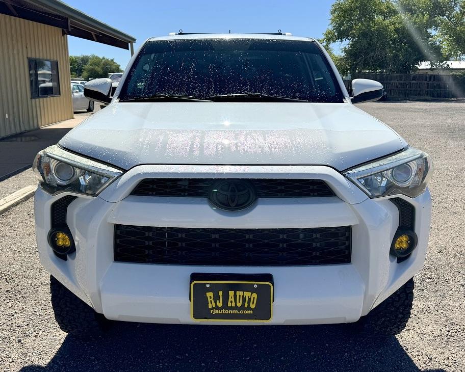 Toyota 4Runner SR5 4WD (Natl) 2017