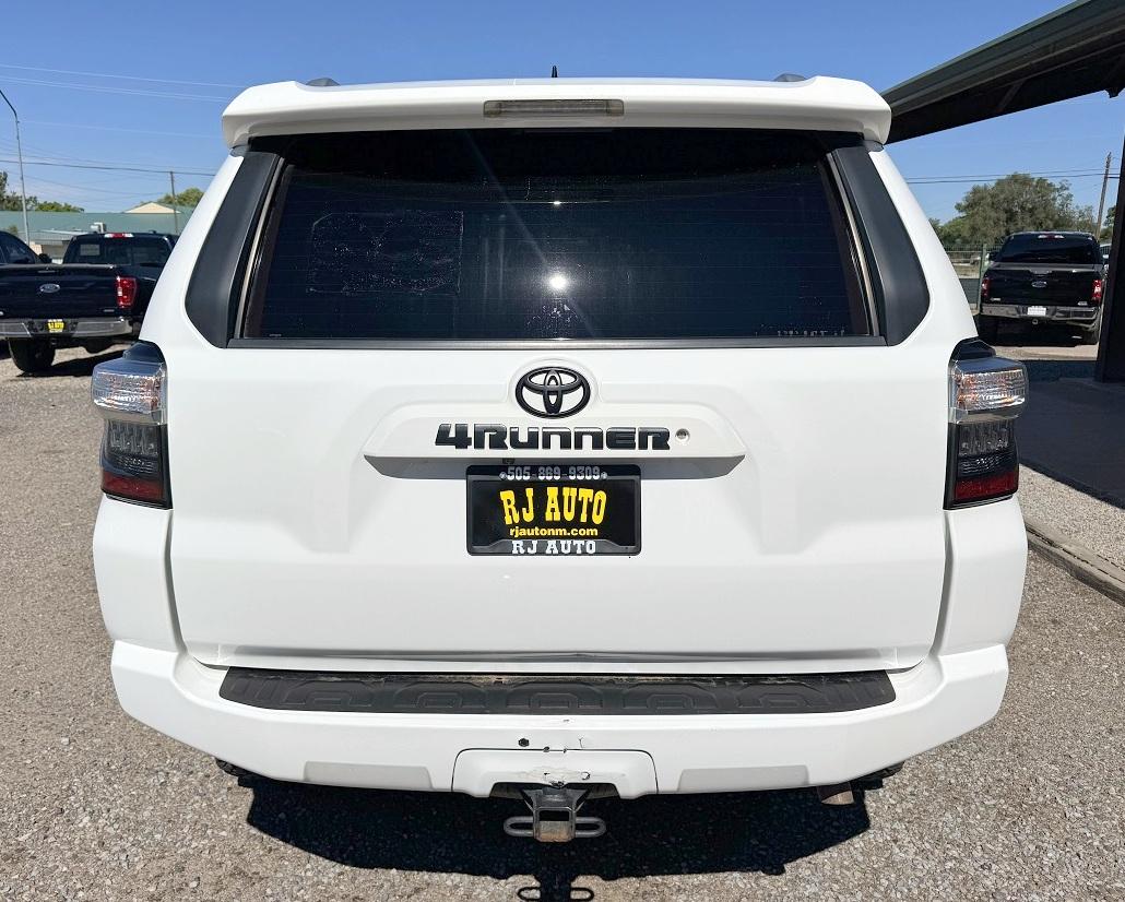 Toyota 4Runner SR5 4WD (Natl) 2017