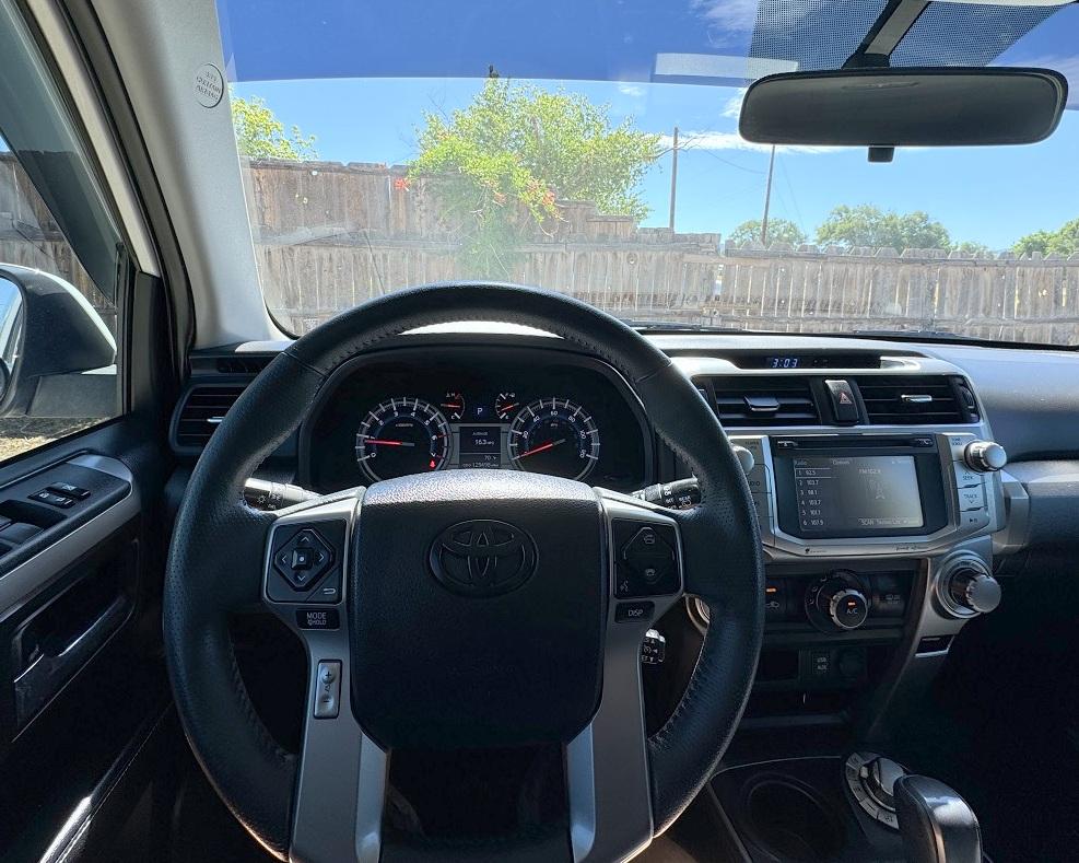 Toyota 4Runner SR5 4WD (Natl) 2017