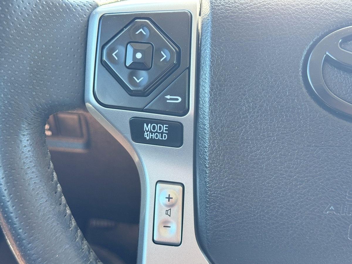 Toyota 4Runner SR5 4WD (Natl) 2017