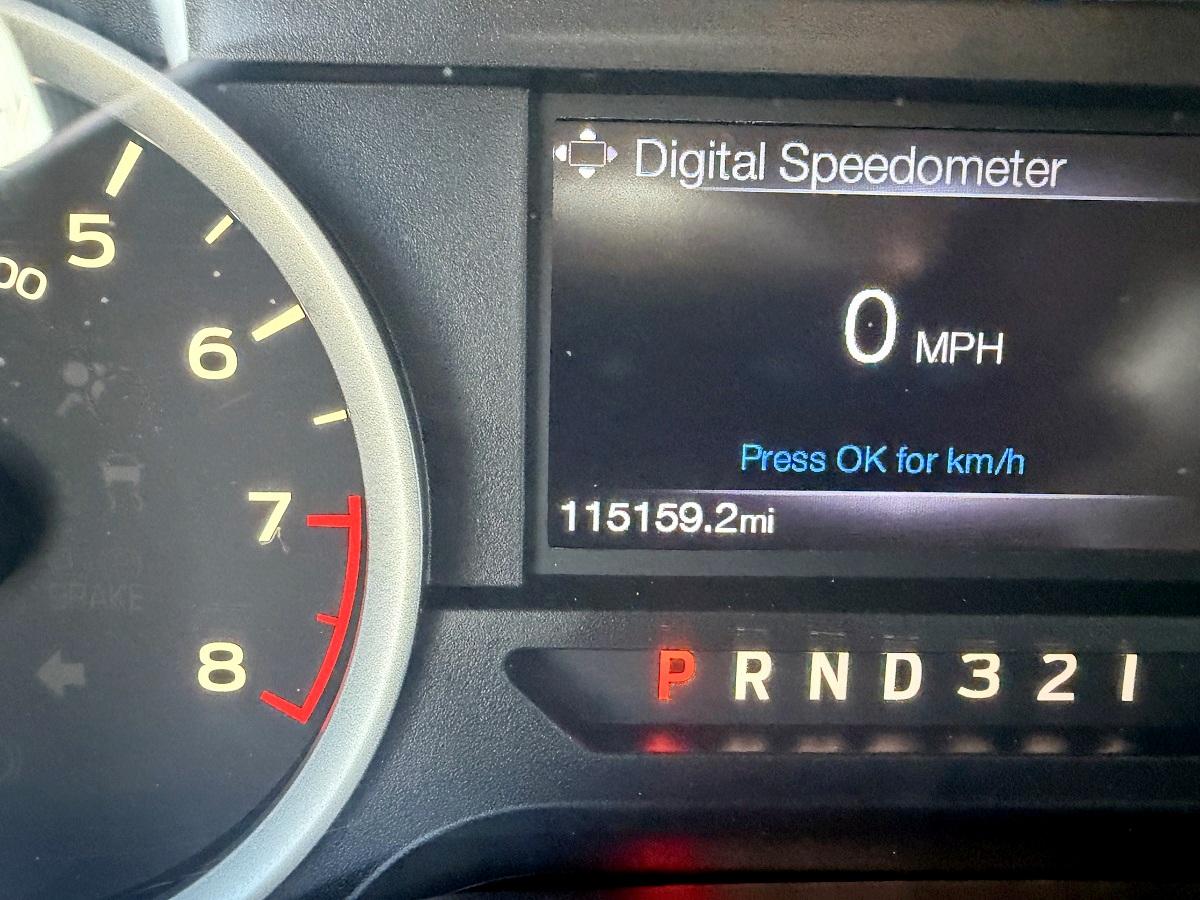 Ford F-150 XLT SuperCrew 4WD 2016