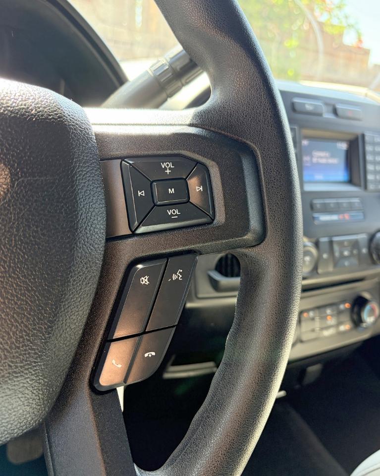 Ford F-150 XLT SuperCrew 2WD 2015